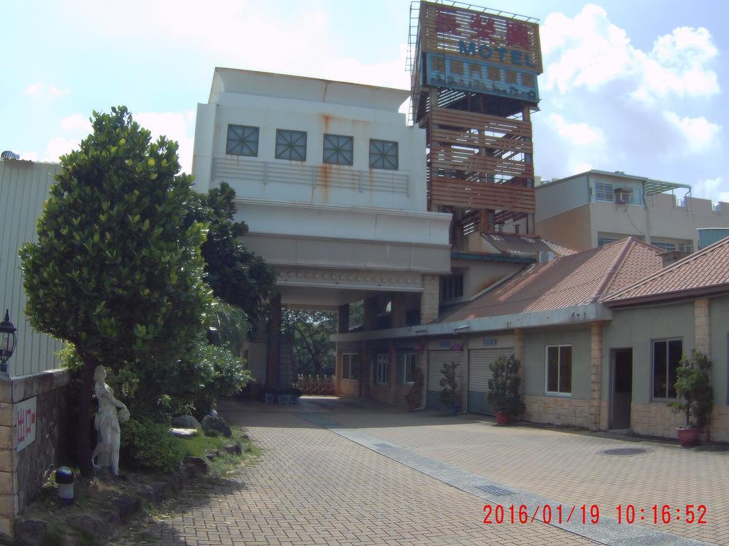 Changsing Business Motel Tainan Extérieur photo