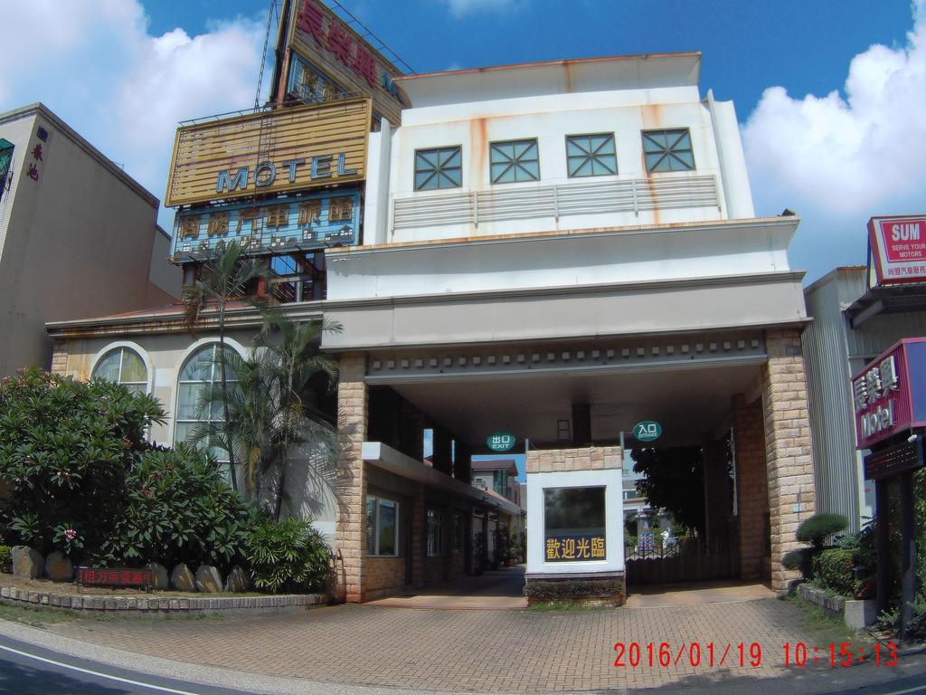 Changsing Business Motel Tainan Extérieur photo